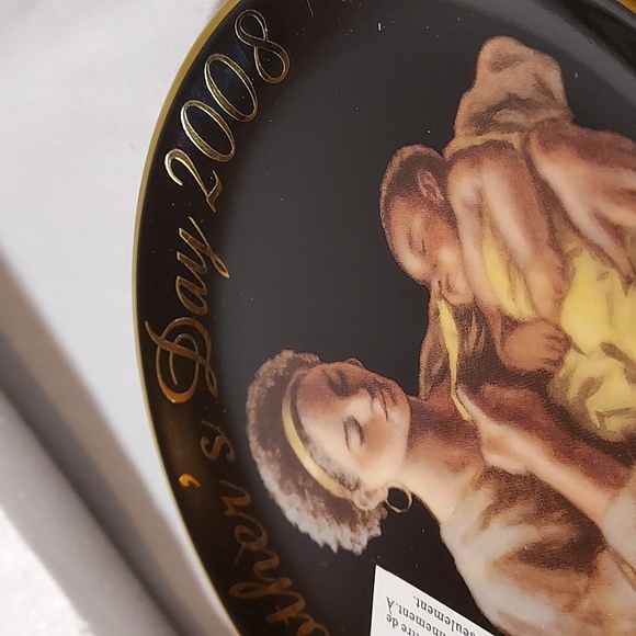 Vintage Avon 2008 Mother's Day Plate African American Design in Original Box - Picture 3 of 6